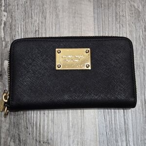 Michael Kors Black and Gold Zip Wallet